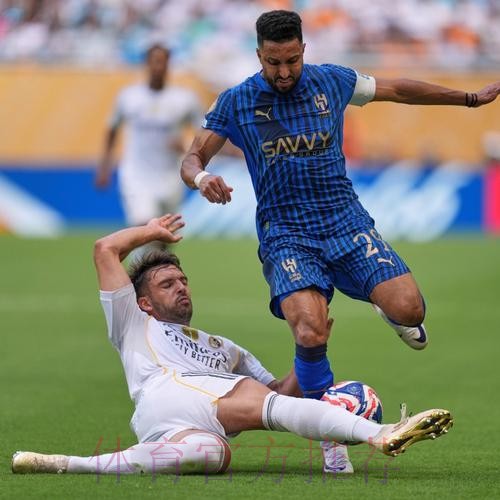 科贝:7人合同到期 皇马努力续约马里亚诺外的6人